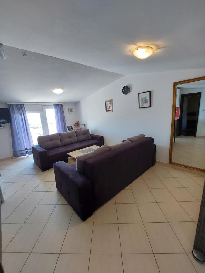 Holiday Baška Voda Eksteriør billede
