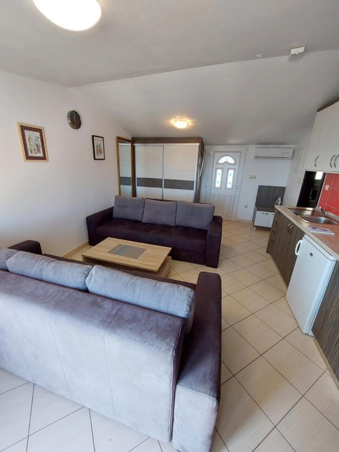 Holiday Baška Voda Eksteriør billede