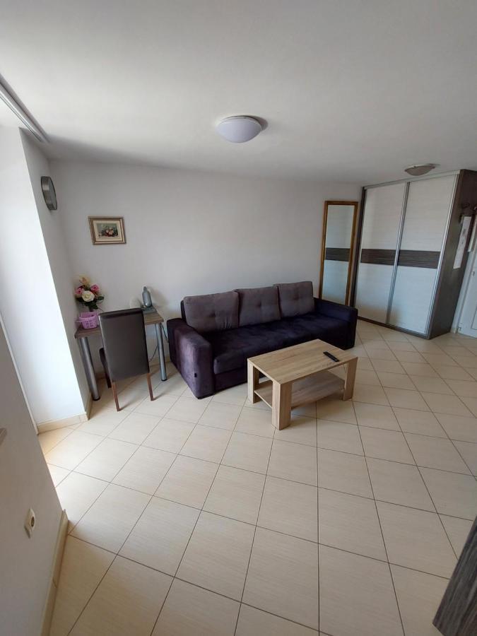 Holiday Baška Voda Eksteriør billede