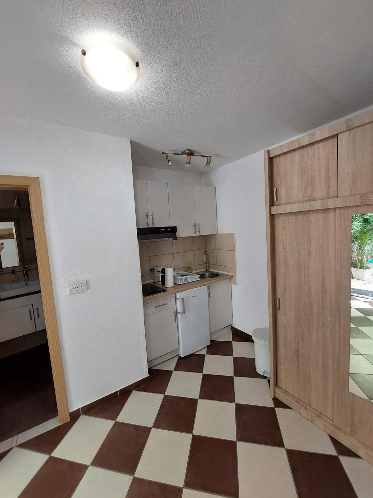 Holiday Baška Voda Eksteriør billede